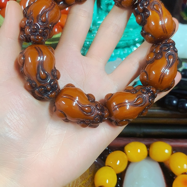 未镶嵌蜜蜡颈饰正能量的人都是有好脾气的人啊哈