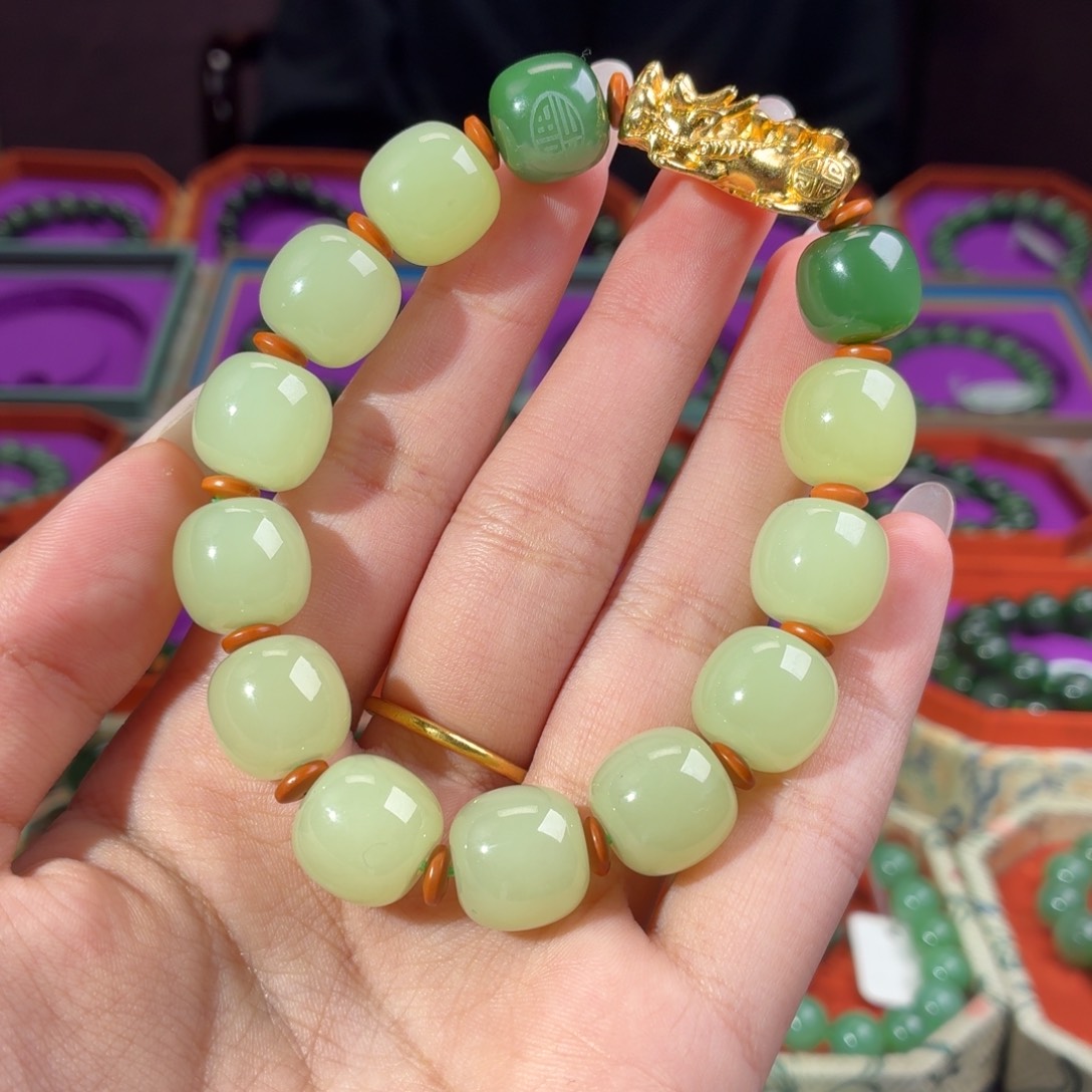 和田玉（黄玉）未镶嵌手链