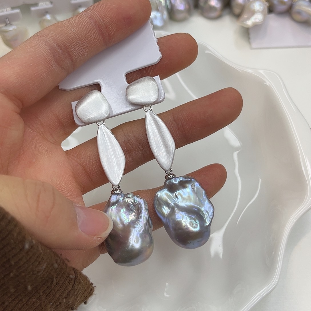 合金耳饰淡水珍珠