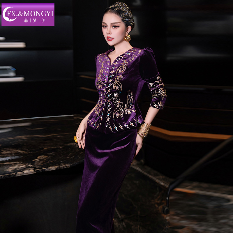 菲梦伊刺绣金丝绒女冬季复古荷叶边收腰气质上衣新款套装 67061