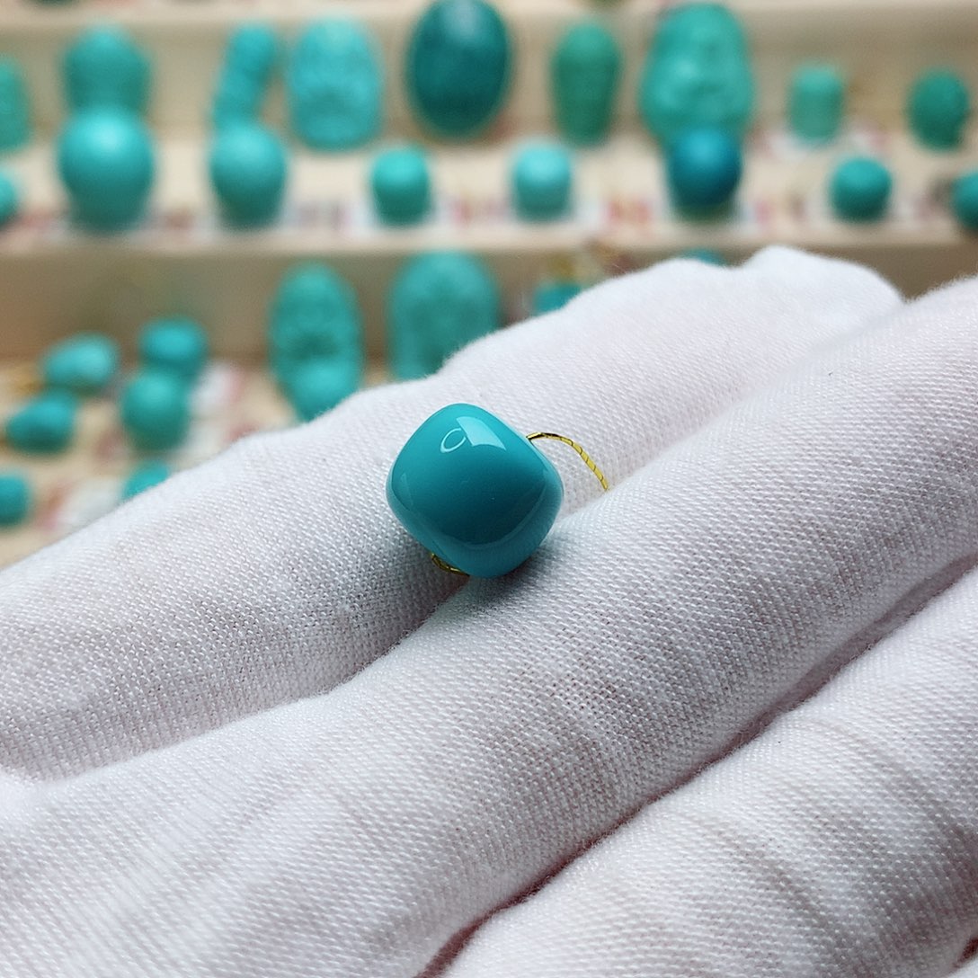 绿松石配饰未镶嵌