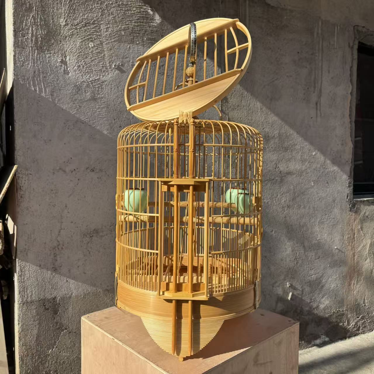 【4380素笼广东底】丝脚无节黄杨木蝙蝠雕花两个半月板