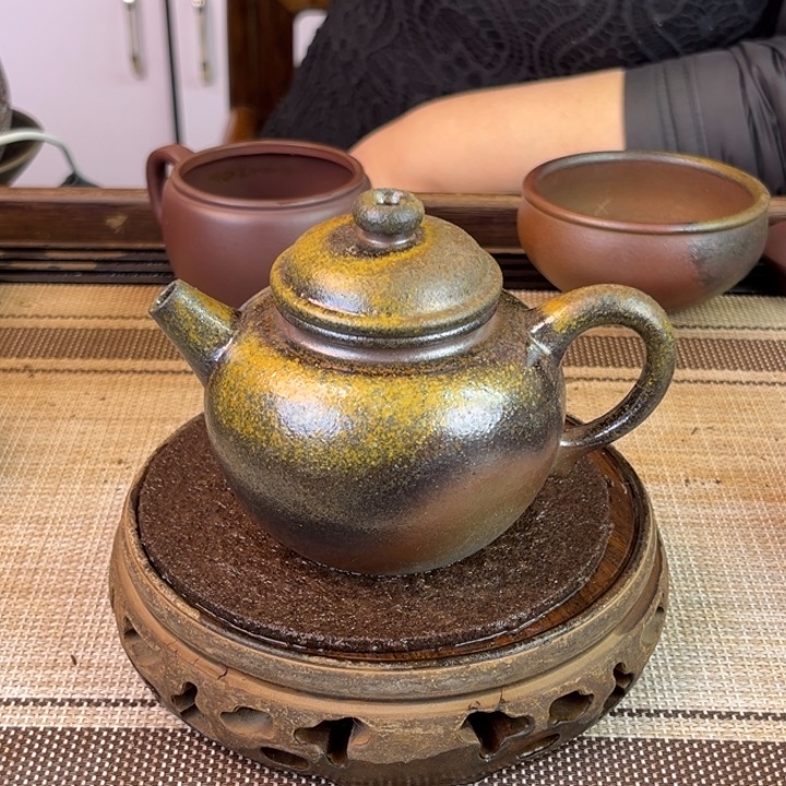 茶壶紫砂底槽清柴烧200cc
