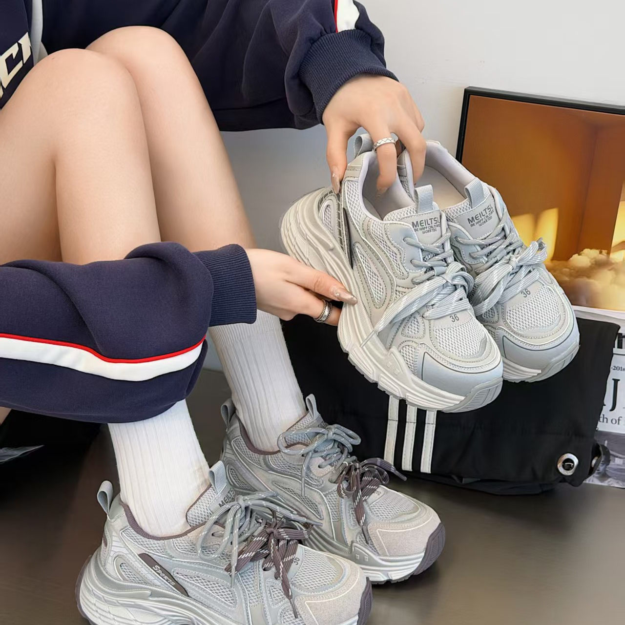 2026年春季新款老爹鞋网面透气增高休闲鞋时尚百搭运动女鞋86087