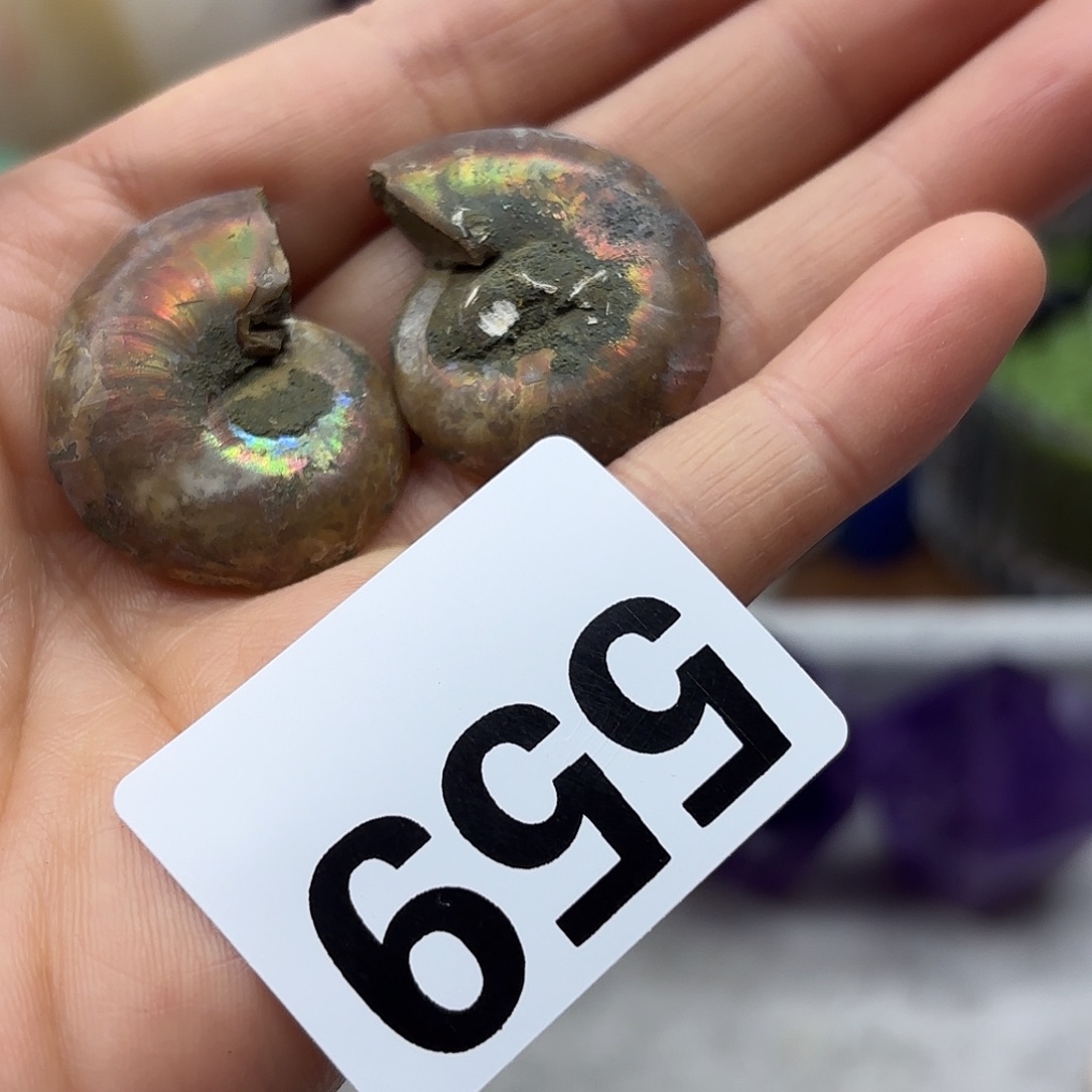 未镶嵌水晶大型摆件（非配饰）