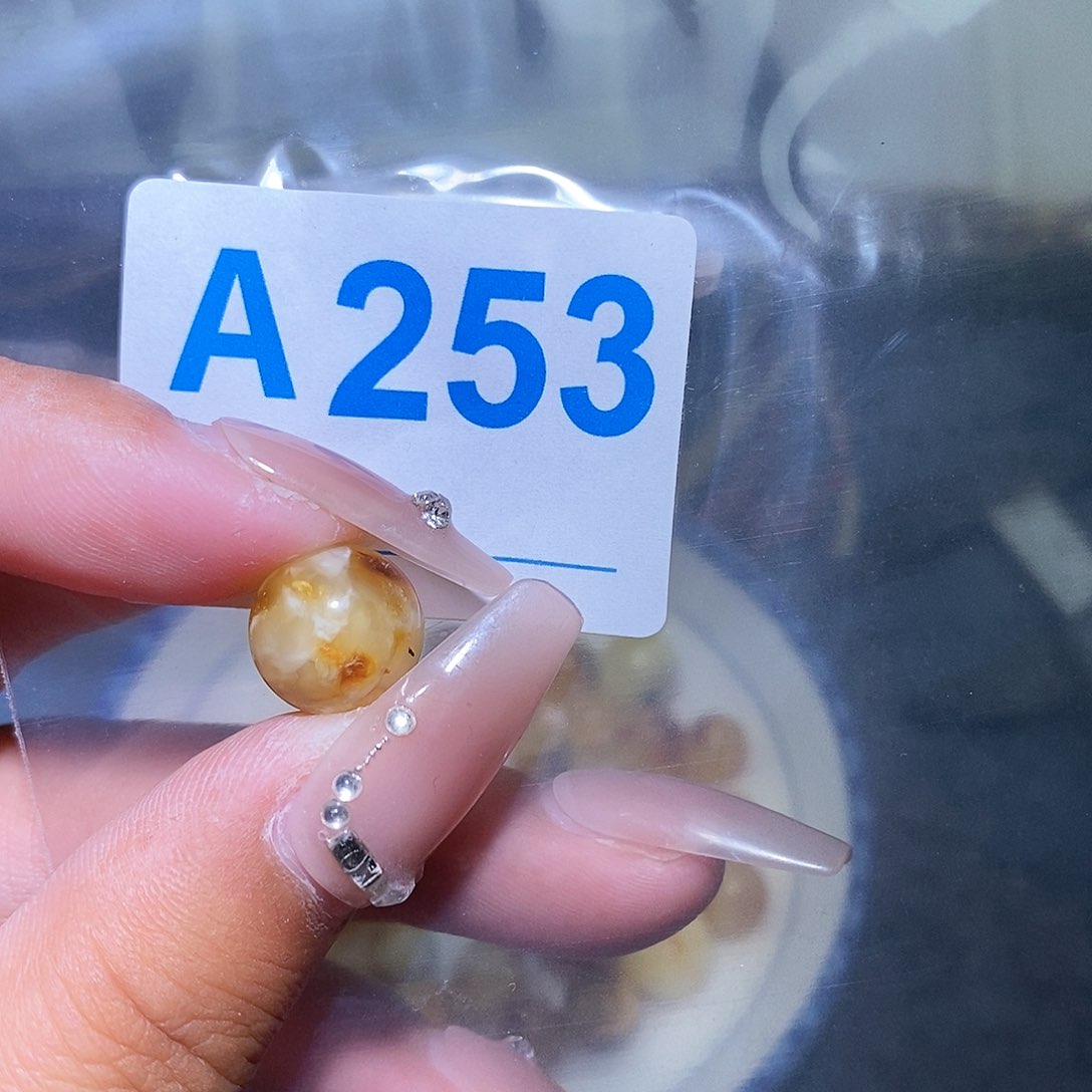 琥珀珠宝奇石未镶嵌蜜蜡
