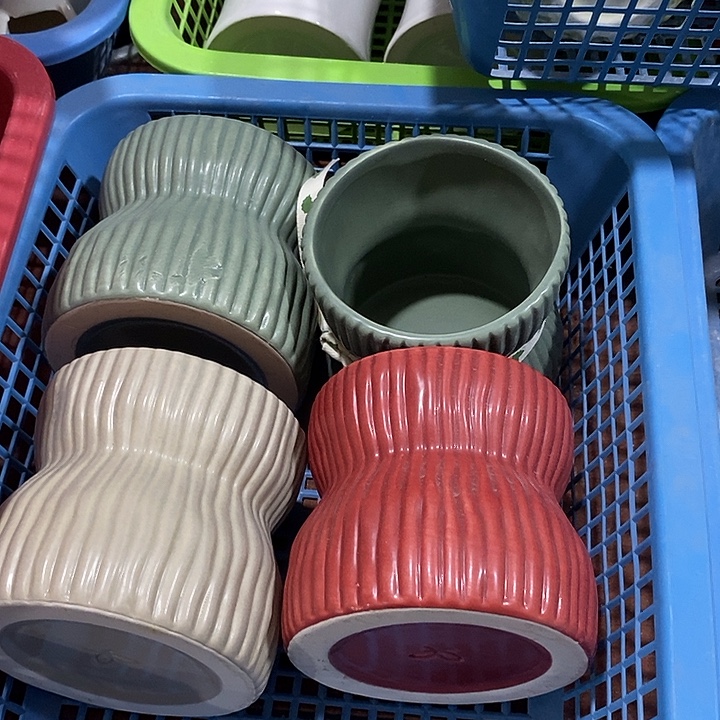 陶盆有孔 瑕疵针孔漏釉介意勿拍外口 8外高8