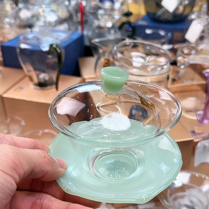 禾器浅玉荷叶盖碗