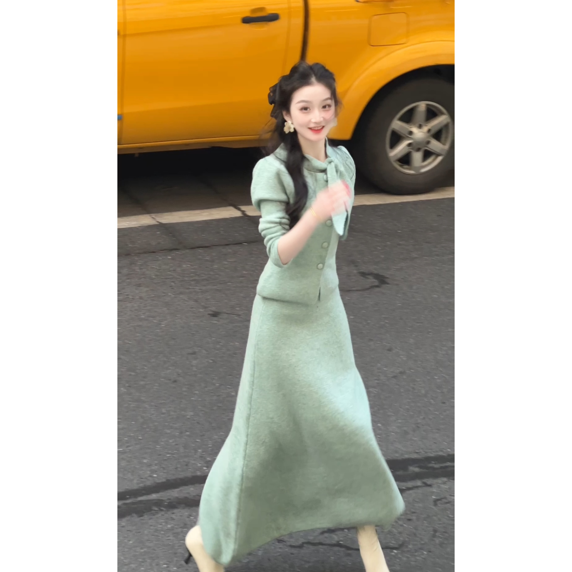 JCC【书婉+运补6】高级感针织衫+高腰a字裙子女秋冬季两件套装