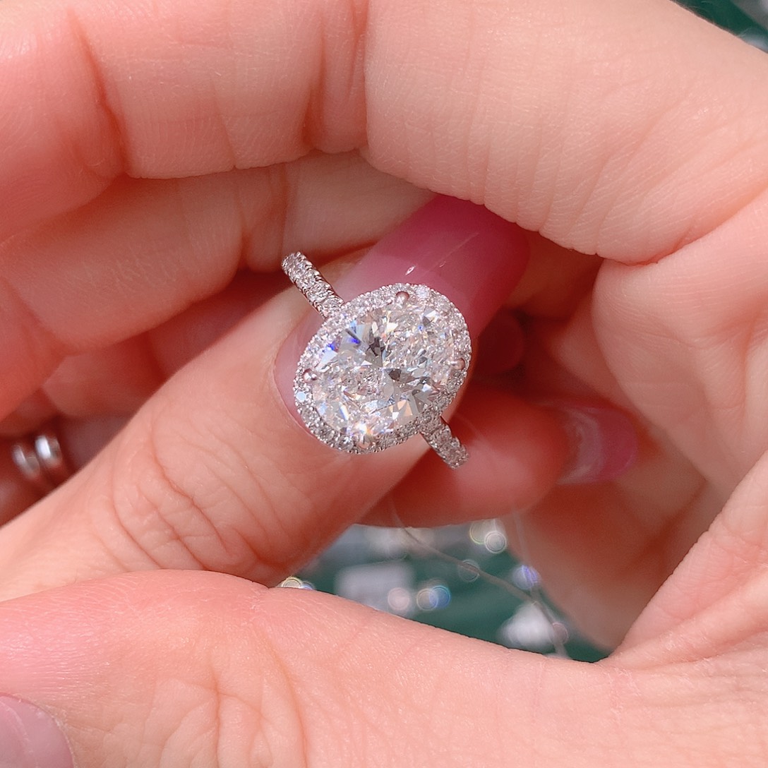 18K金镶嵌实验室培育钻石摩**王17