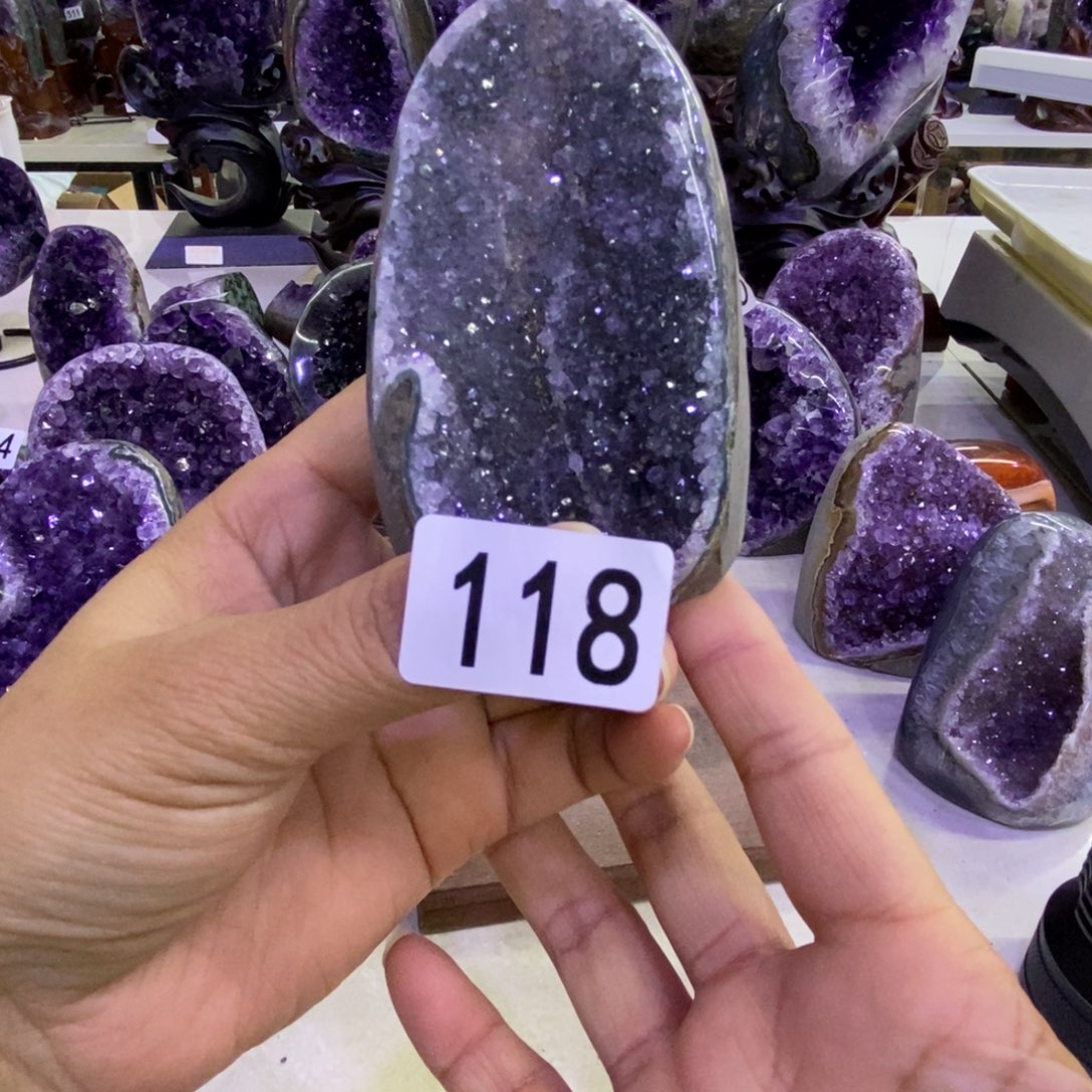 未镶嵌紫晶大型摆件（非配饰）