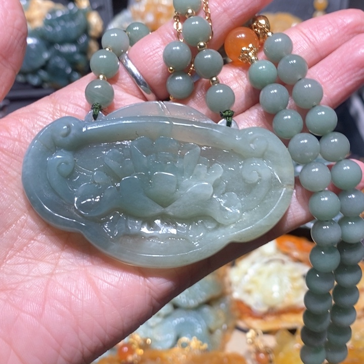 岫玉毛衣链未镶嵌