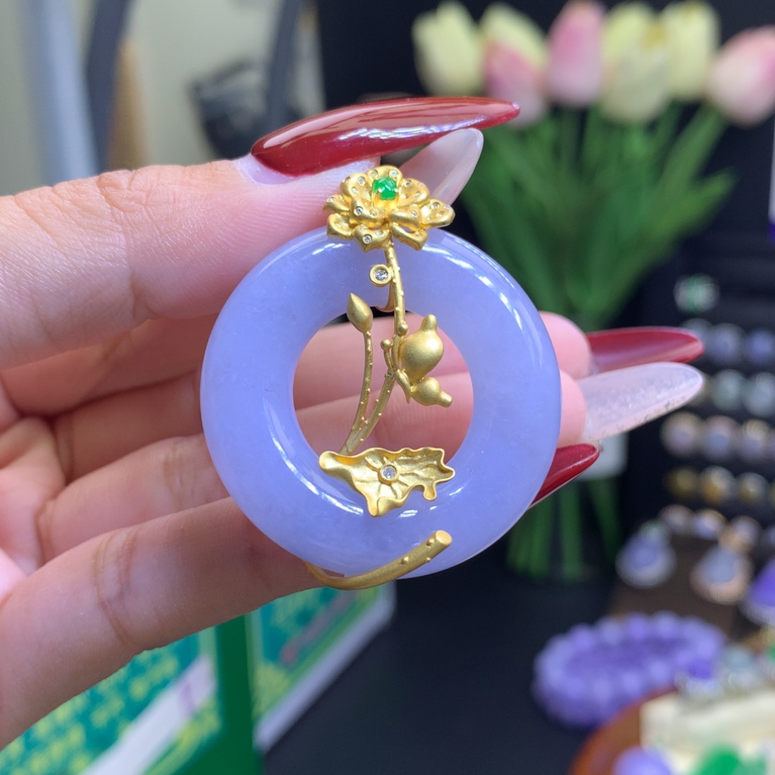 翡翠颈饰18K金镶嵌天然