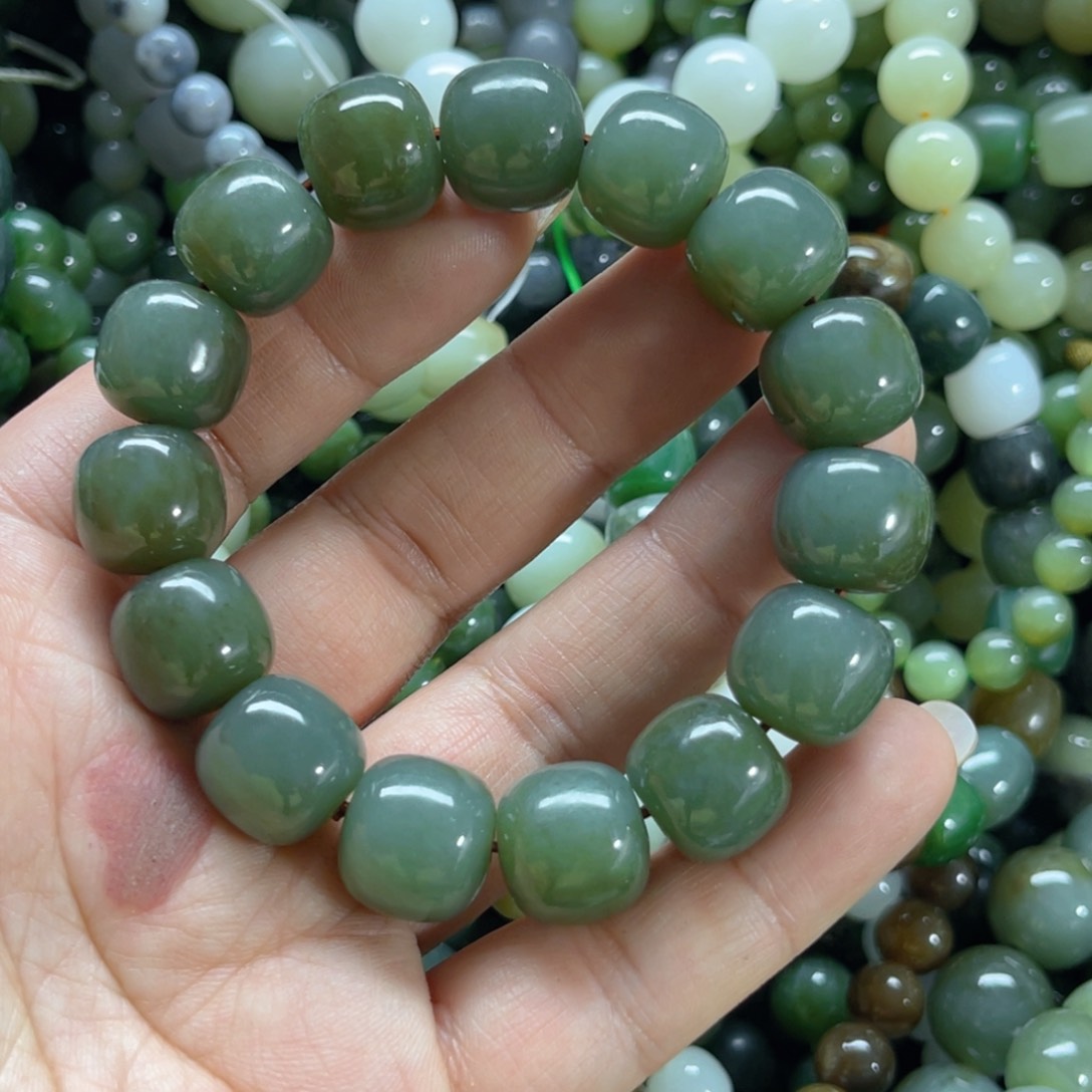 和田玉手链未镶嵌