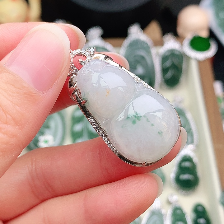 颈饰银S925镶嵌翡翠吊坠