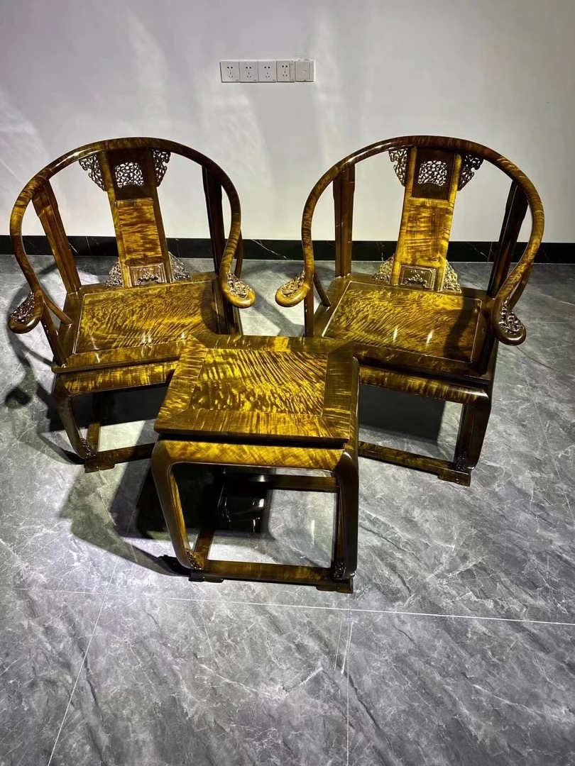 阴沉金丝楠木皇宫椅三件套