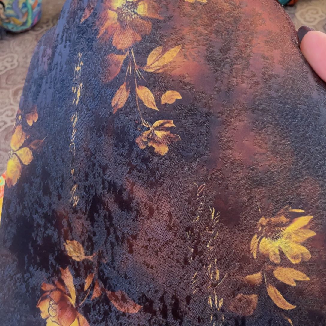 杯子里面还有很多