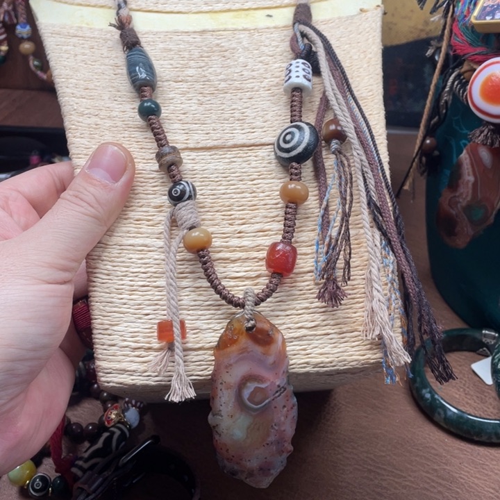 玛瑙/玉髓颈饰未镶嵌