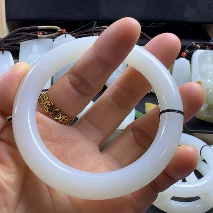 和田玉（白玉）未镶嵌颈饰扶***3