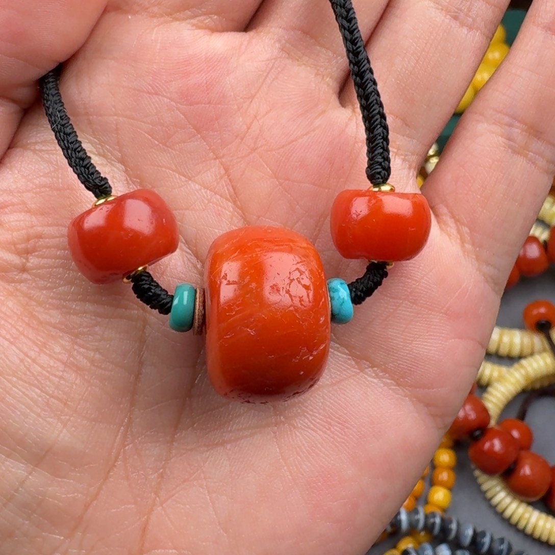 一***阳琉璃非金属单颗配珠