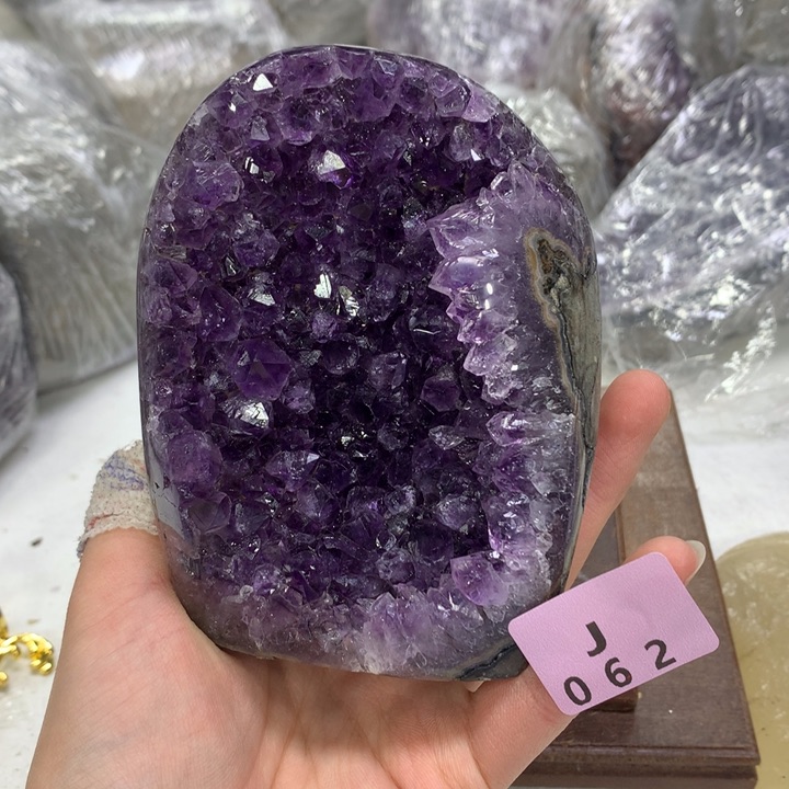 水晶大型摆件（非配饰）未镶嵌