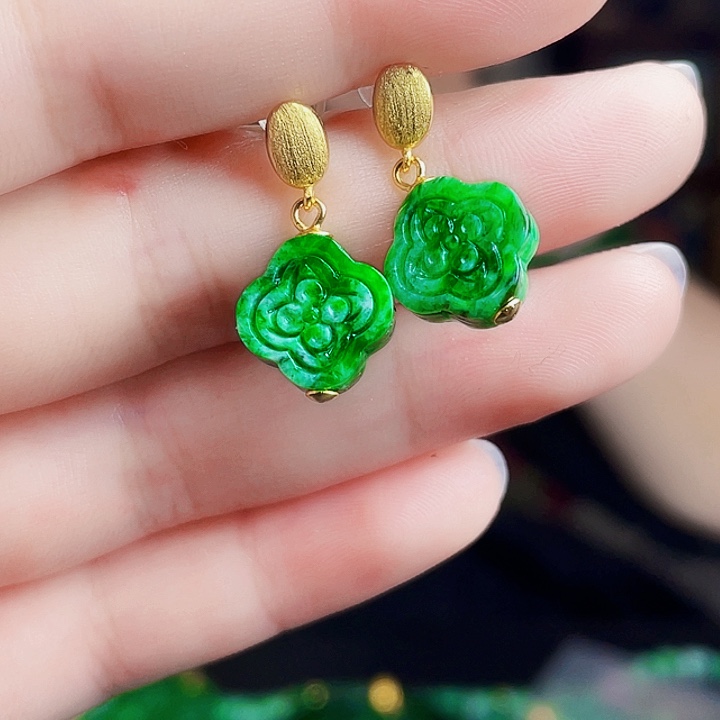 翡翠银S925镶嵌颈饰多样性