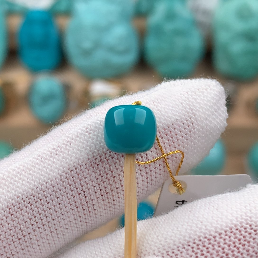 绿松石配饰未镶嵌7.7*7