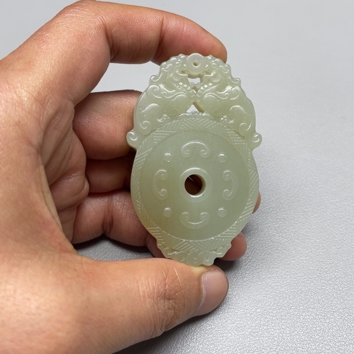 和田玉吊坠(不含链)未镶嵌若*