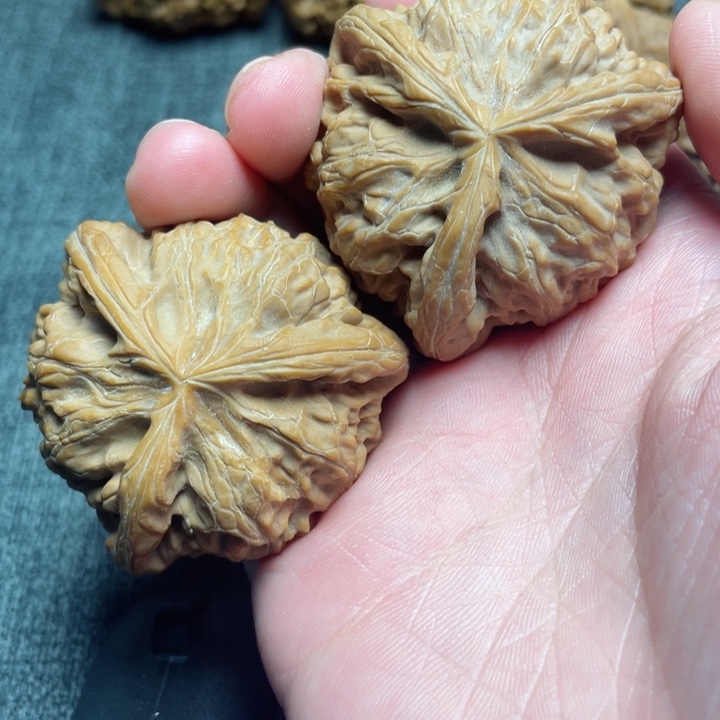 工艺三棱宫灯三棱