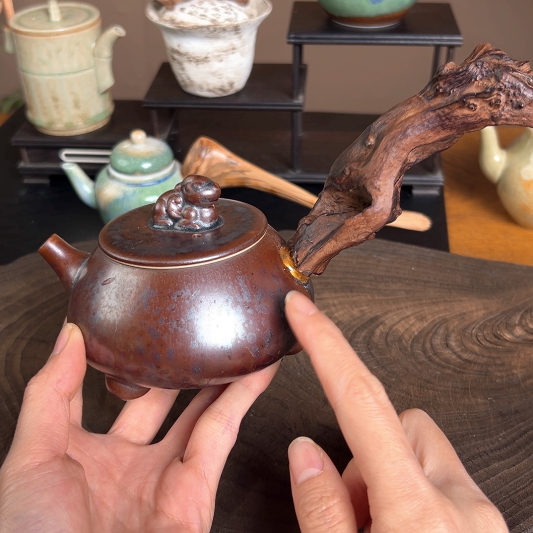 景德镇纯手工柴器制作小壶