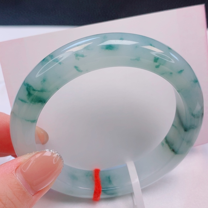 翡翠未镶嵌手镯57圈口