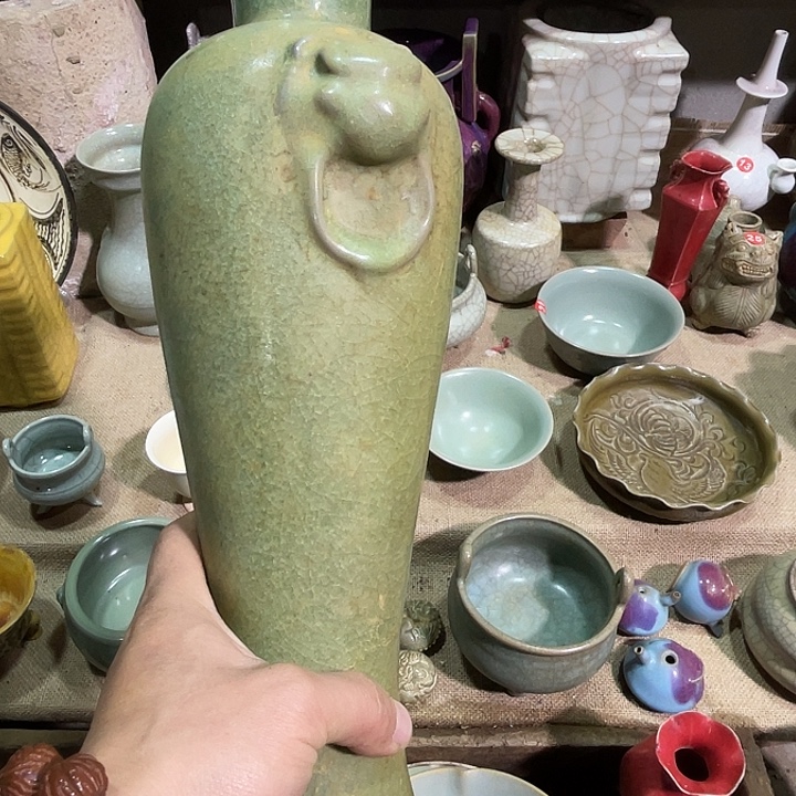 大***形瓷片瓷器。。。。。。。瓷瓶