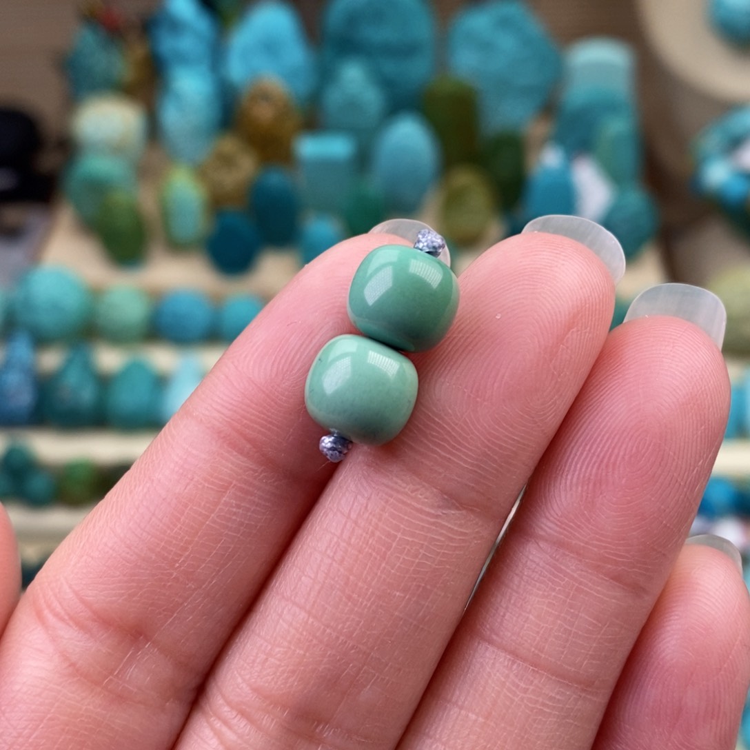 绿松石珠宝奇石未镶嵌8.3mm