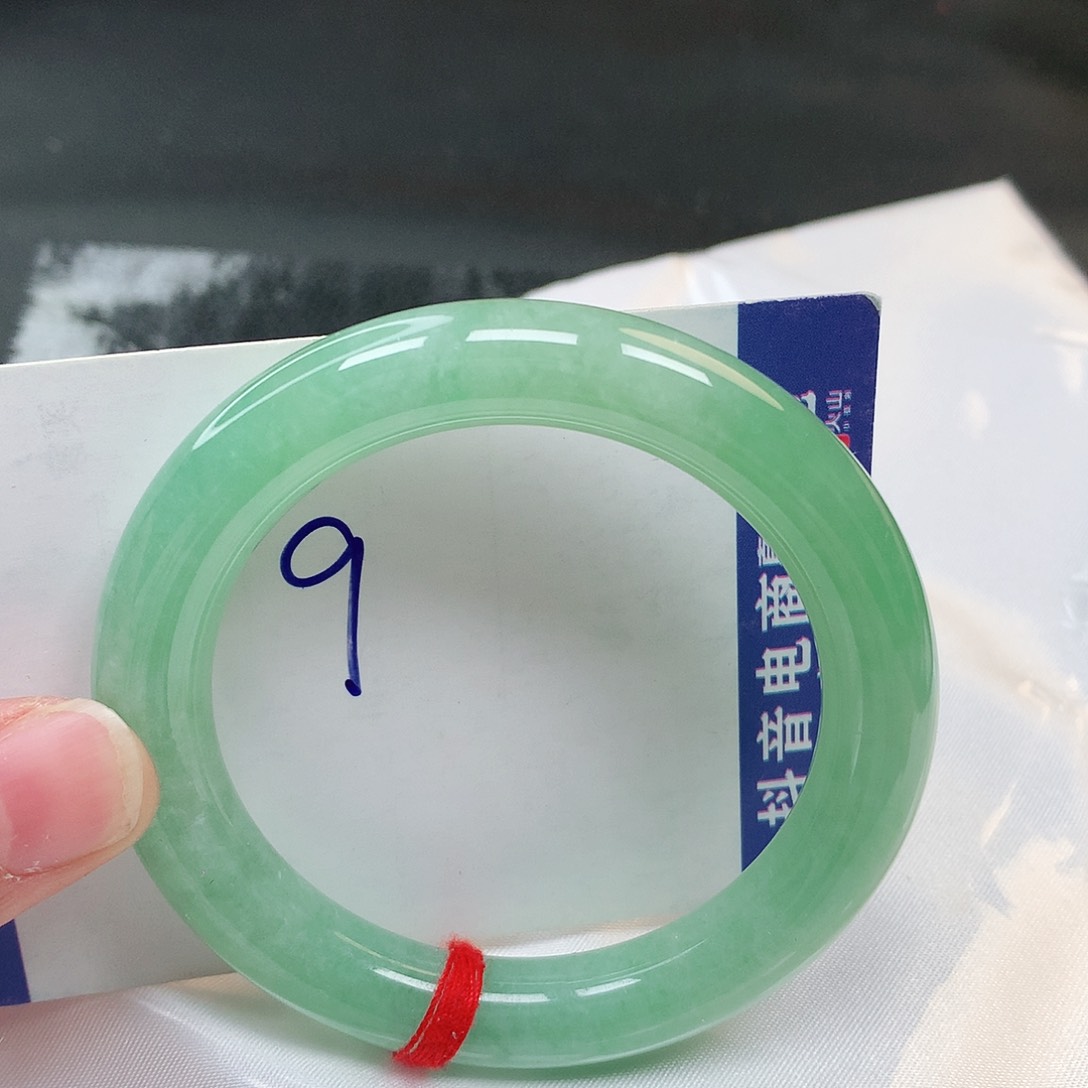翡翠手镯未镶嵌9号