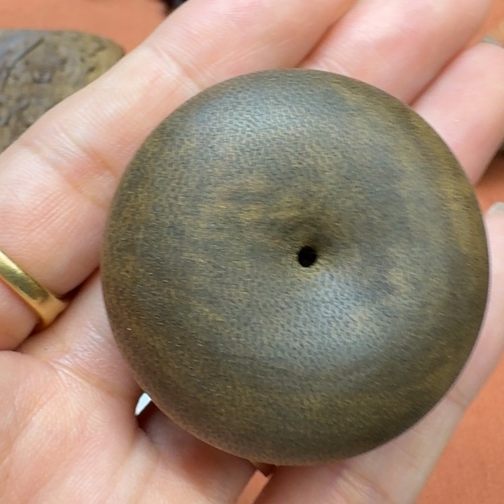 大叶紫檀（黑酸枝木类）