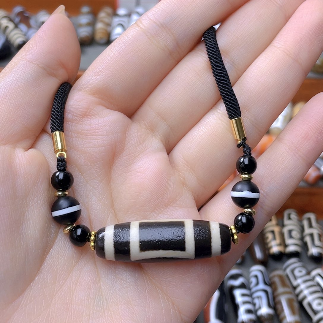 未镶嵌颈饰玛瑙/玉髓