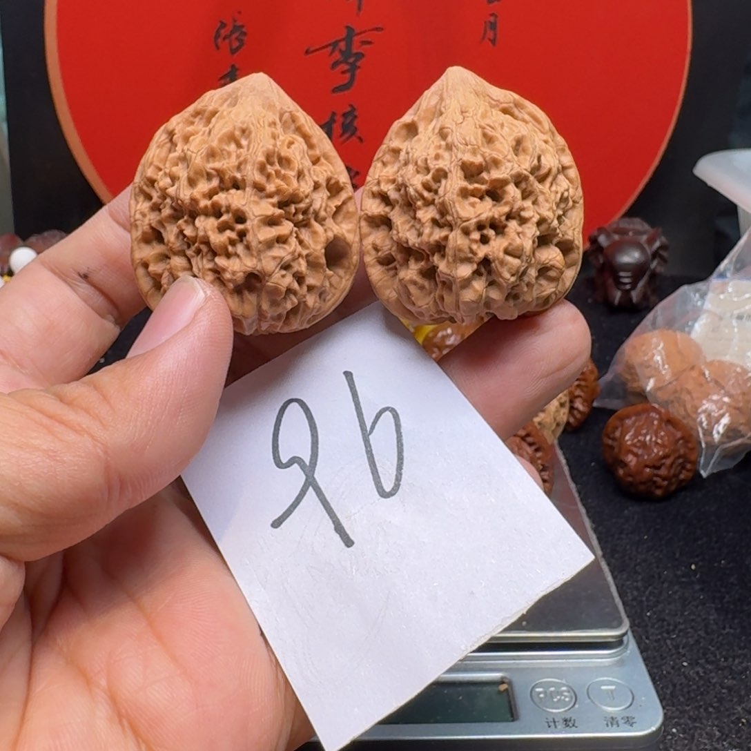 文玩核桃把件38官帽