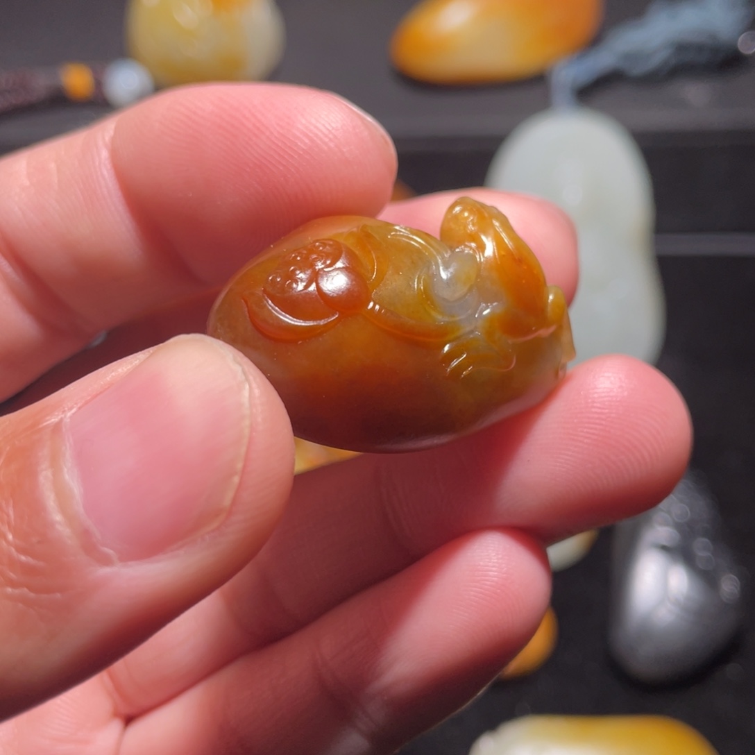 和田玉挂件未镶嵌社**氓