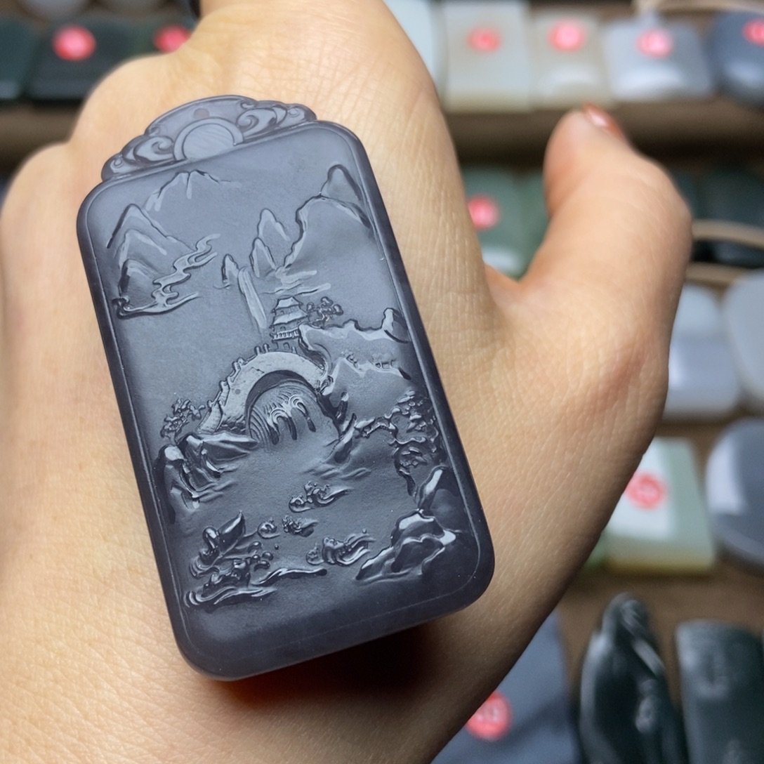 和田玉未镶嵌颈饰