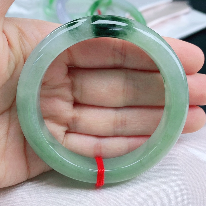 翡翠手镯未镶嵌冰飘花54