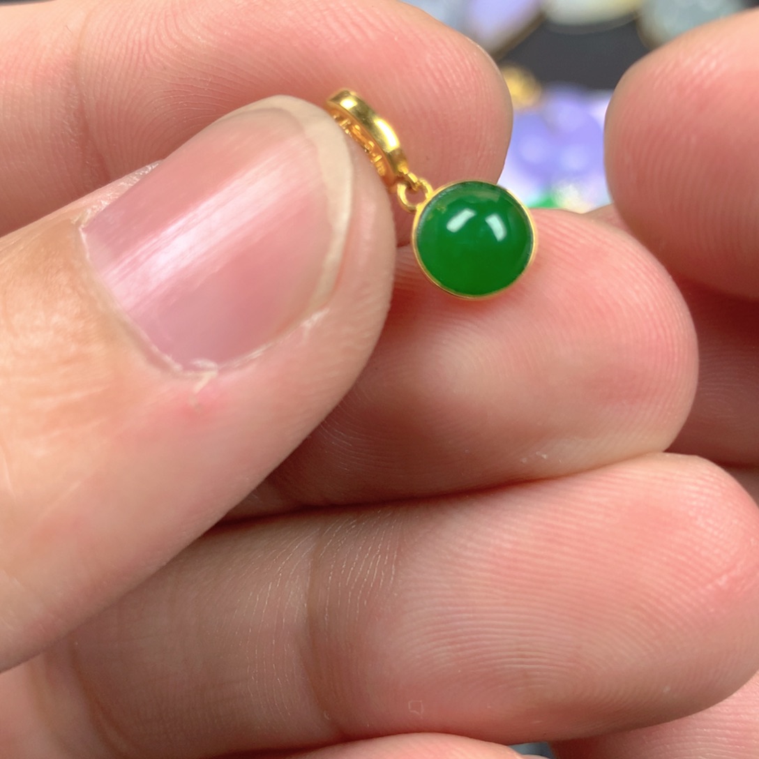 【闪购商品】翡翠18K金镶嵌颈饰翡翠