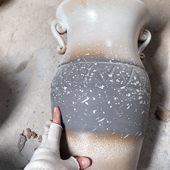 紫砂花盆口22高度37双耳瑕疵磕碰