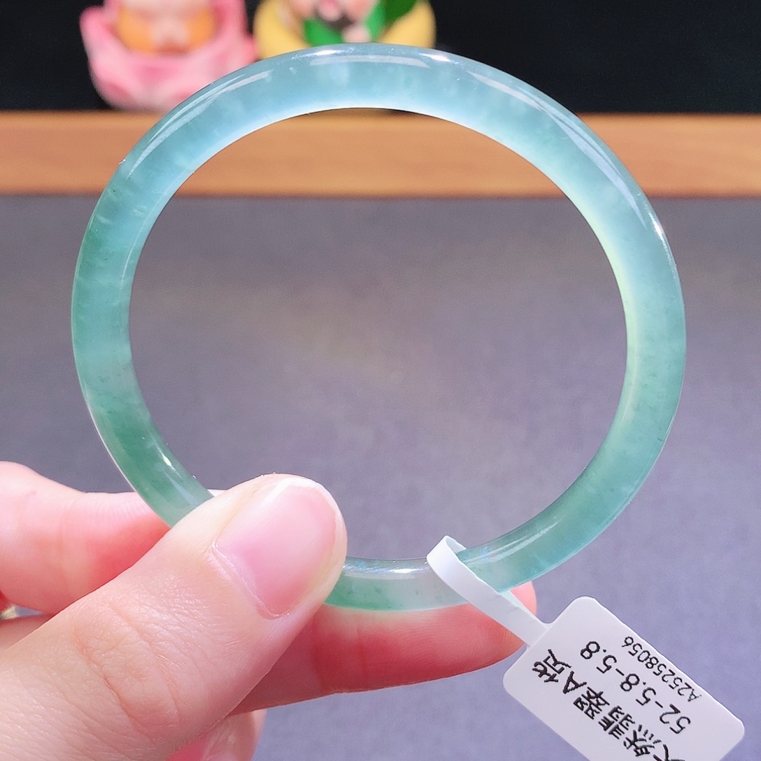 翡翠未镶嵌手镯天然翡翠