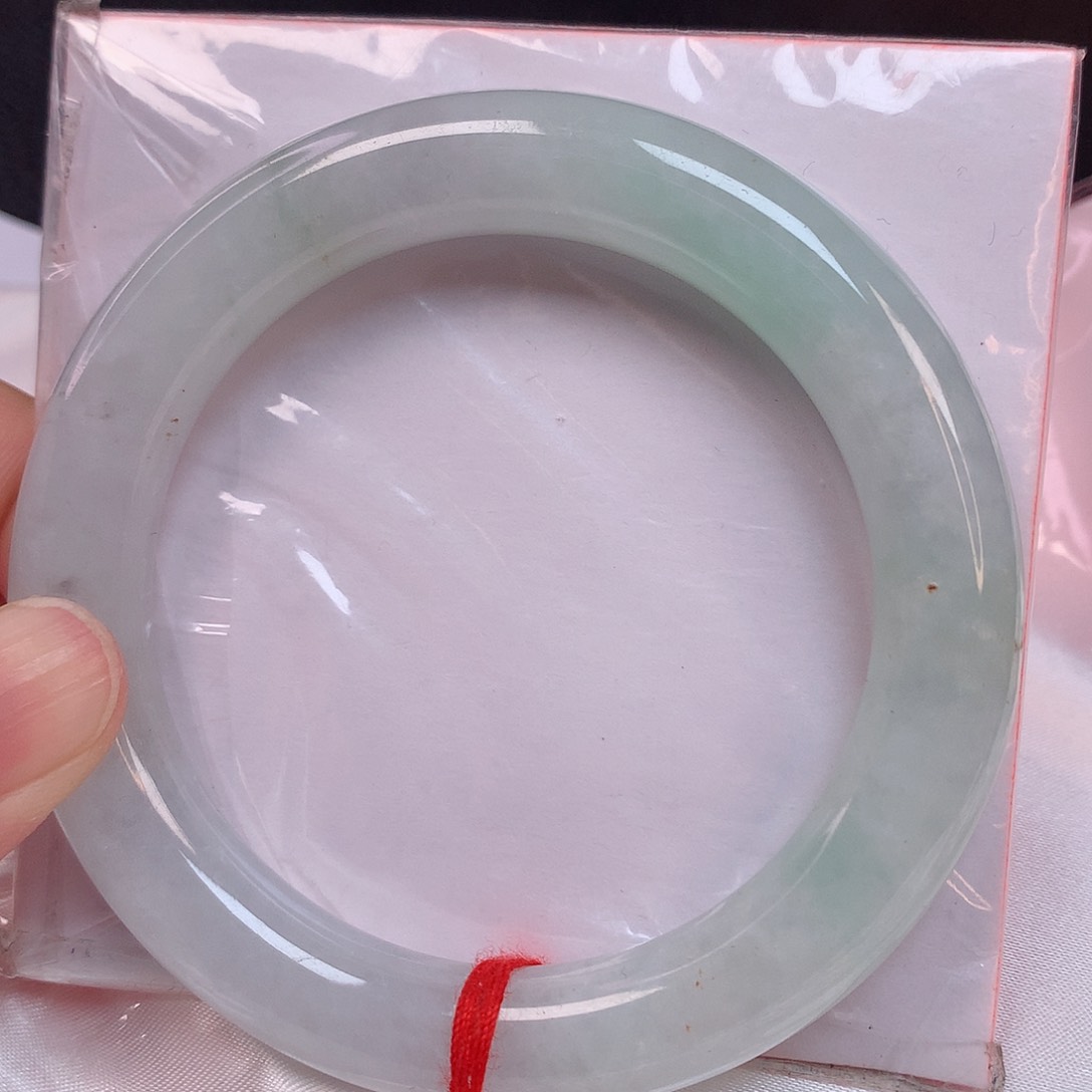 翡翠手镯未镶嵌57 翡翠手镯