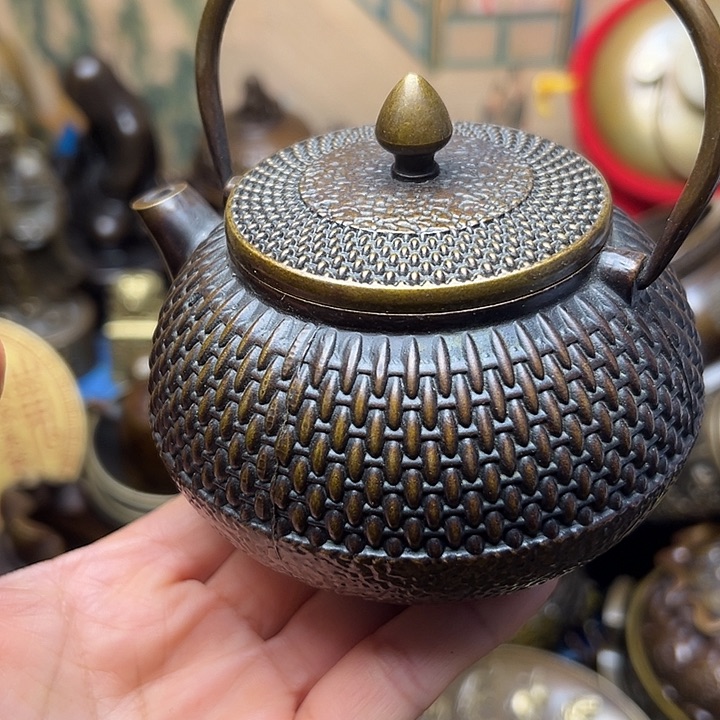 铜器摆件老王直播间