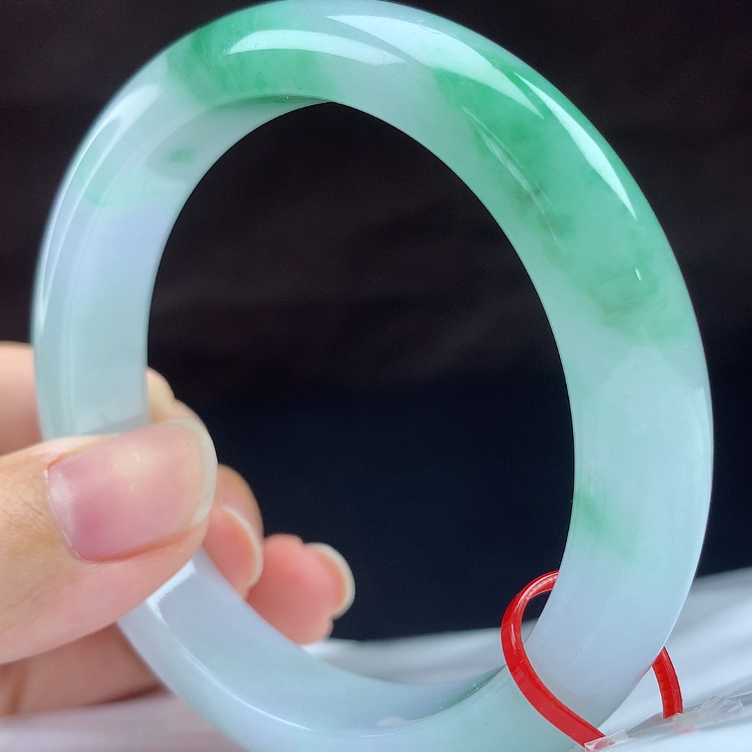 翡翠未镶嵌手镯0329005，