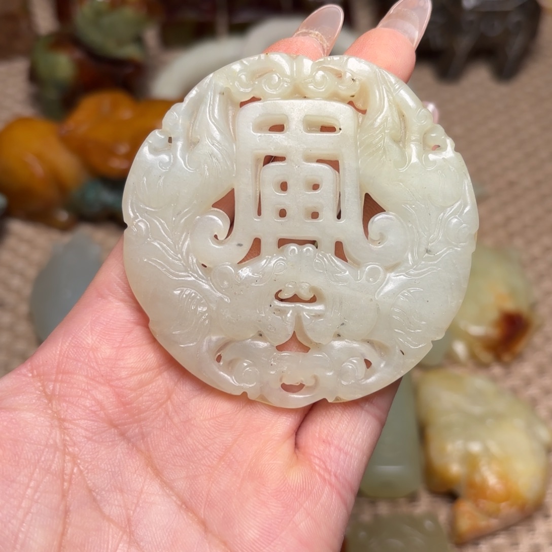白玉菩提吊坠白玉菩提——白玉菩提