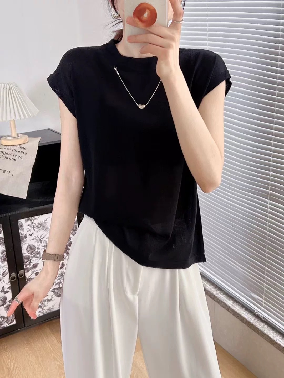 【三台恒宣】C96136气质显瘦纯色短款毛针织衫
