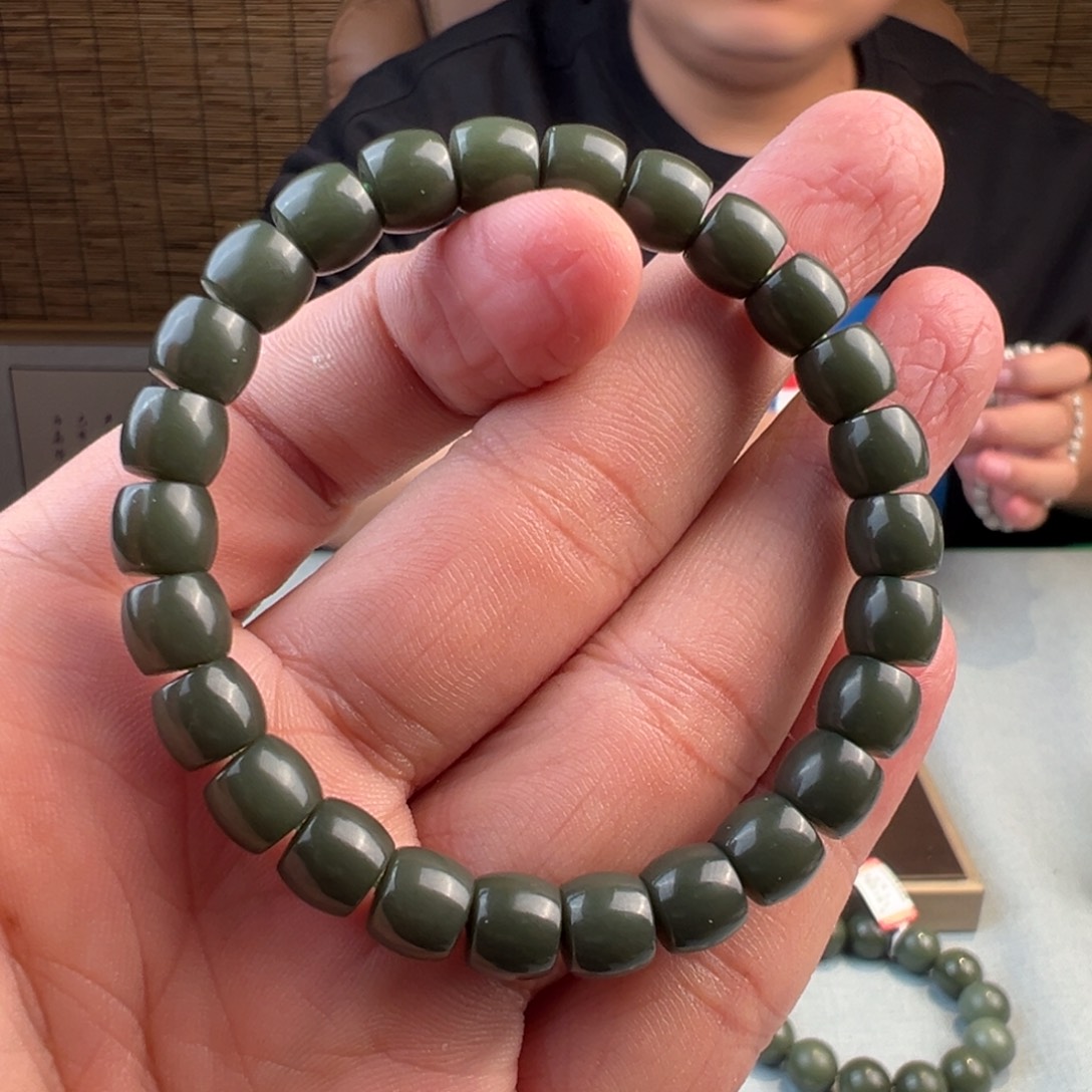 和田玉未镶嵌手链