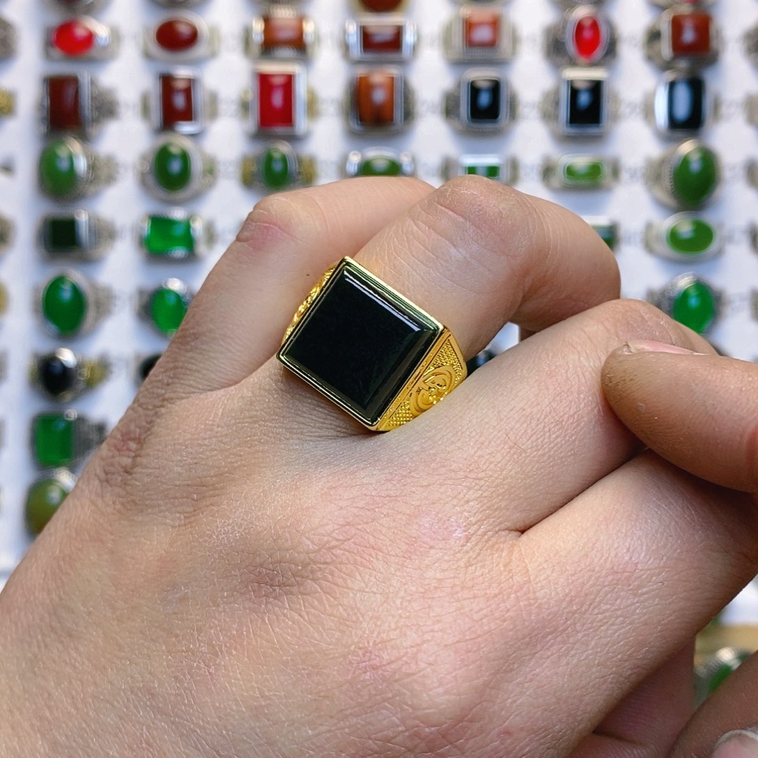 和田玉戒指未镶嵌